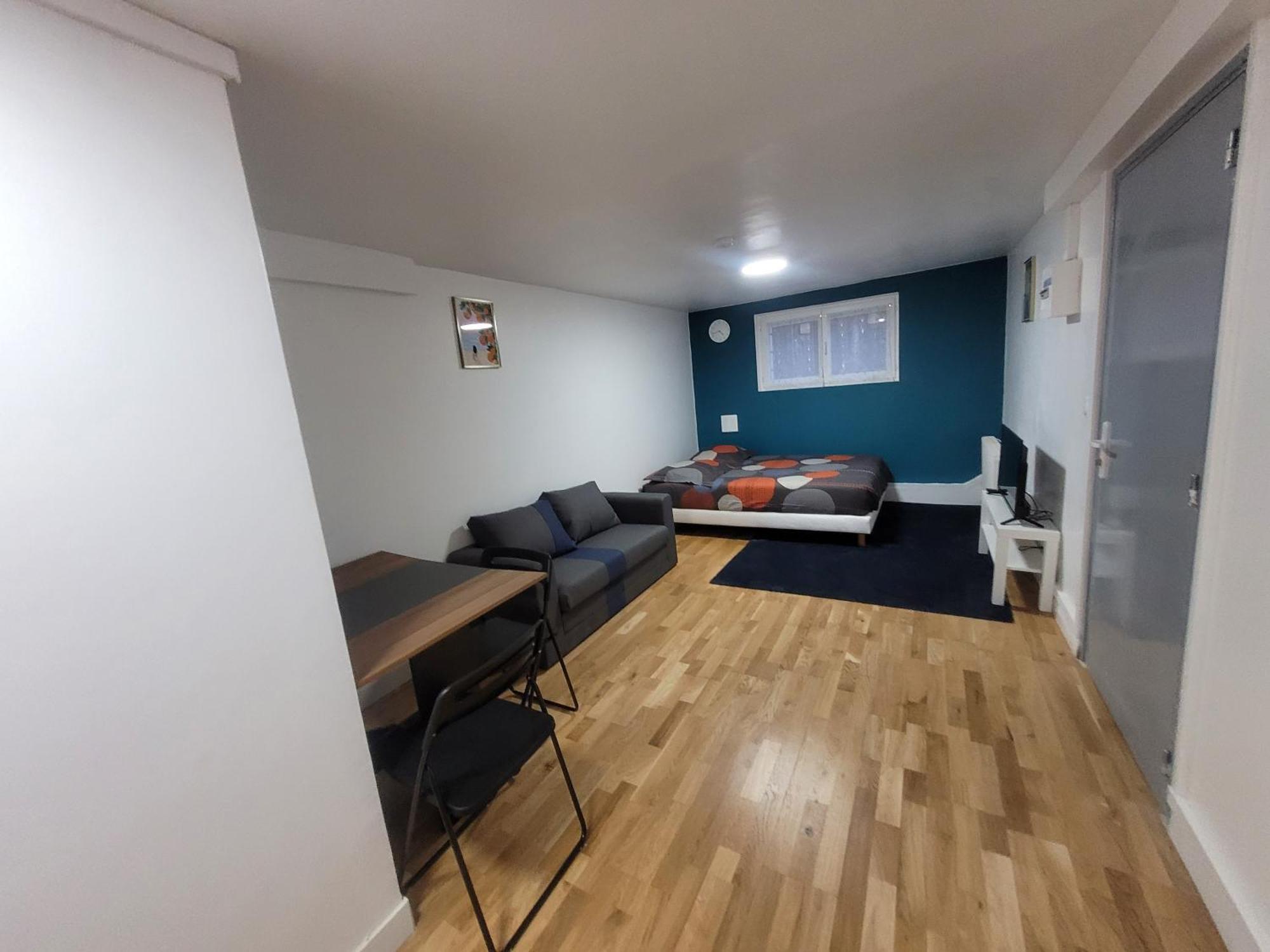 Appartements A Meaux - Proche De Disney Стая снимка
